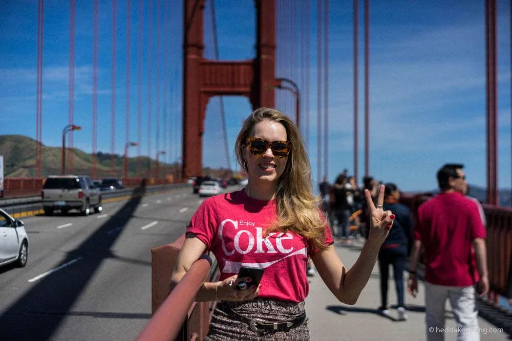 Meg på Golden Gate Bridge.